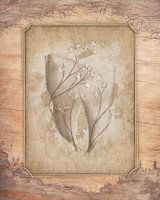 Surreales Gemälde mit Zahn und Blumen, im antiken vintage Stil