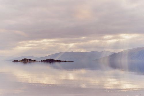 Sunbeams through the cloud cover - pastel colors