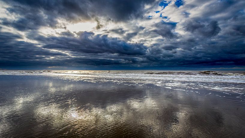 Clouds over the North Sea by Jacco van der Zwan