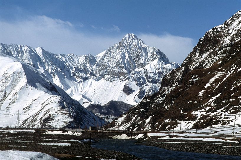 Caucus Mountains Georgia by Richard Wareham