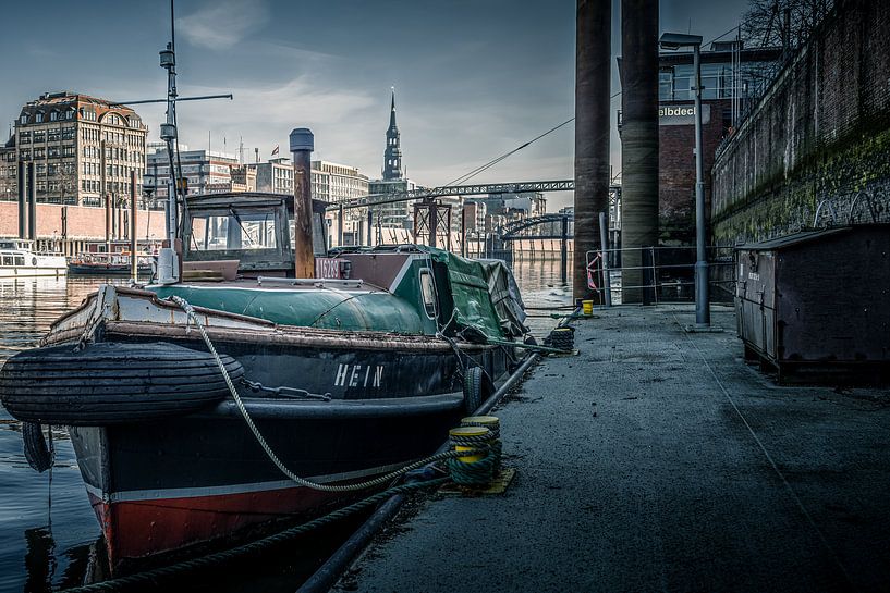 Hamburg, haven, Speicherstadt, boot, tewaterlating van Ingo Boelter