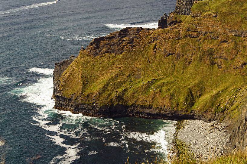 Die Cliffs of Moher sind die bekanntesten Klippen in Irland. von Babetts Bildergalerie