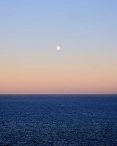 On the Spanish coast by Geert van Atteveld