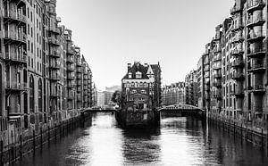 Hamburg Warehouse District by Werner Reins