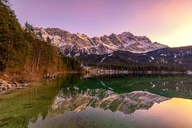Bright colours at the Eibsee by Teresa Bauer