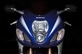 Portret van een Suzuki Hayabusa GSXR 130
