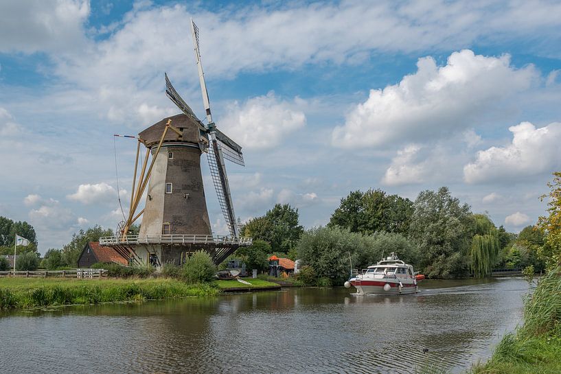 Haastrechtse Molen on the Hollandsche IJssel in Gouda by Rinus Lasschuyt Fotografie