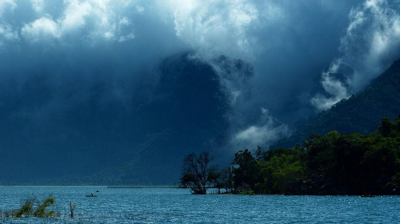 Rolling clouds (Atitlan Guatemala) by Loraine van der Sande
