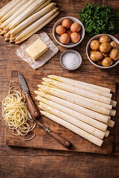 Asperges. De voorbereiding.