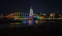 Pont aux couleurs de l'arc-en-ciel à Deventer sur l'IJssel en raison du Comingout-Day