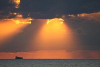 vurige zonsondergang