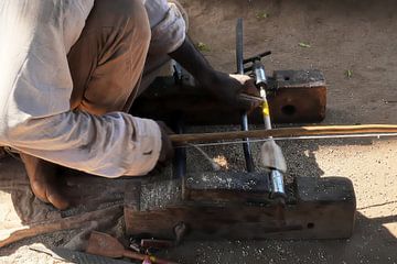 Ein Handwerker im Herzen von Gujarat von Frank Photos