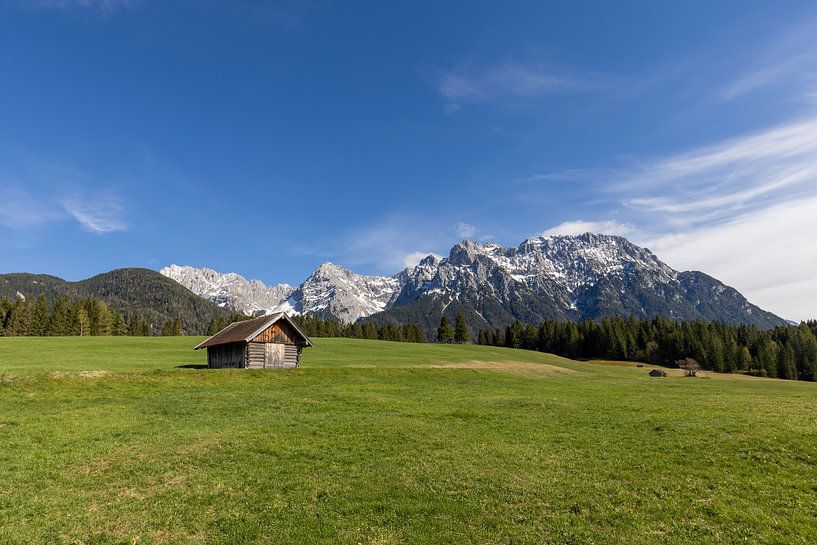 Beautiful view of the Karwendel mountains by Teresa Bauer