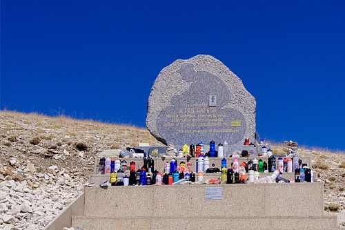 Monument voor Tom Simpson op de Mont Ventoux