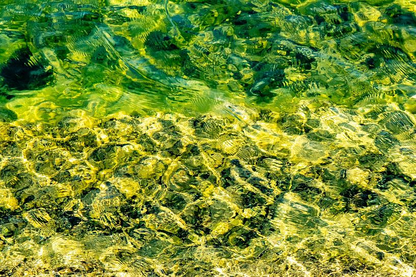 Mountains and valleys by Dieter Walther