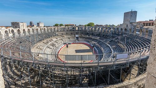 Les arènes d'Arles à l'heure bleue, Provence, France