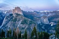 Yosemite Valley in het avondlicht van Leo Schindzielorz thumbnail