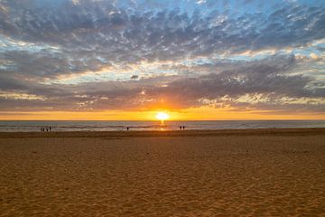 Zonsondergang Noordwijk van Michael Ruland