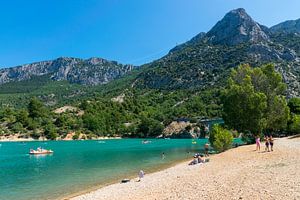 Lac de Sainte-Croix in Frankrijk van Linda Schouw