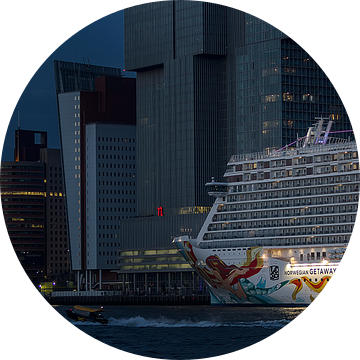 Cruisestad Rotterdam van Eus Driessen
