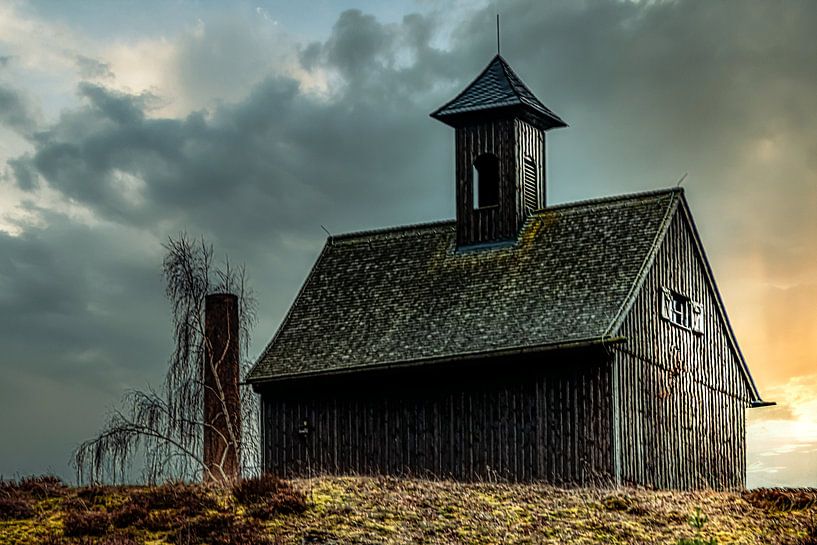 Schindler Hut by Johnny Flash