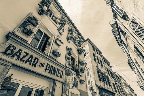 The Panier district in Marseille’s Old Town – monochrome by Werner Dieterich