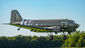 Douglas C-53D Skytrooper.