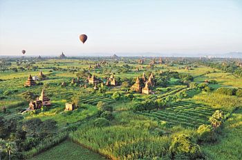 Ballonvaart boven de tempels van Bagan