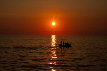De Zeeuwse kust met een zonsondergang van Gert Hilbink