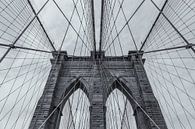 New York - Brooklyn Bridge lijnenspel van Tux Photography thumbnail
