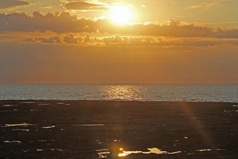 Zonsondergang in Normandië by Roy Mosterd
