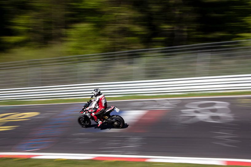 Nürburgring motorbike by Sim Van Gyseghem