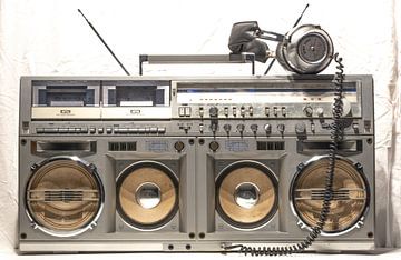 Vintage ghettoblaster and headphones