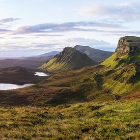 Zonsopkomst in the Quiraing op Skye, Schotland van Douwe van Willigen