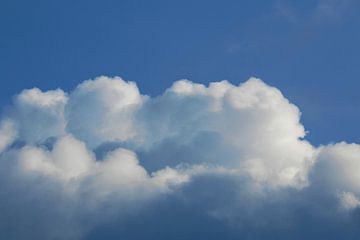 Wolken, die Frieden schenken von pim pam pet