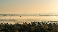 Vue du lever du soleil par un matin brumeux à Montferland par Jeroen Kleiberg Aperçu