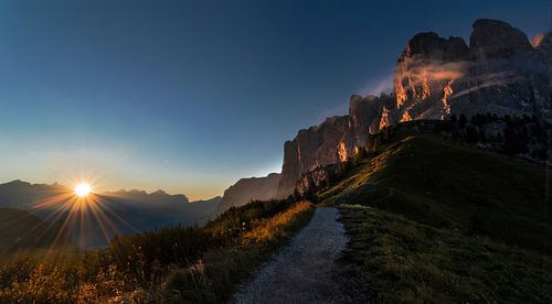Zonsopgang bij het Grödner Joch