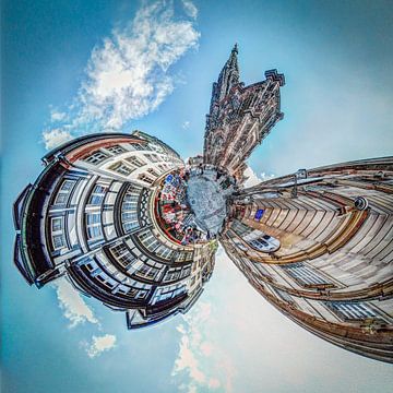 Mini-Planet 360° - Kathedrale Notre-Dane von Straßburg von Paul Marnef