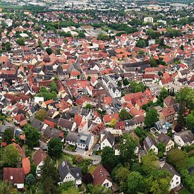 Panorama aérien du quartier Hechtsheim de la ville de Mayence sur menard.design - (Luftbilder Onlineshop)