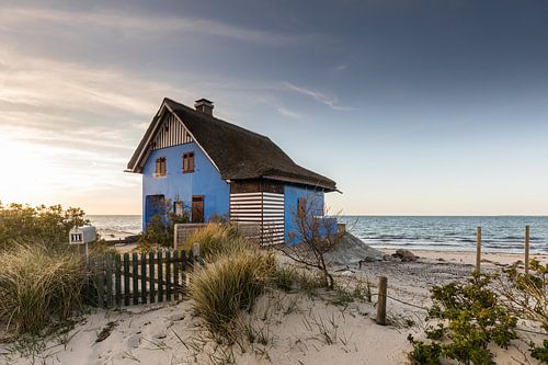Het blauwe huis aan zee