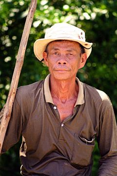 Oude man in Vietnam van Gert-Jan Siesling