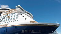 cruise schip in de haven van Kiel van ChrisWillemsen thumbnail