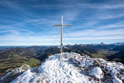Kuhgundspitze met uitzicht op het Tannheimtal