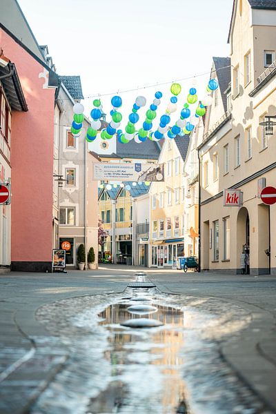 Summer lanterns in the Gerberstraße Kempten im Allgäu by Leo Schindzielorz