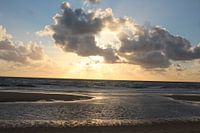 Die Sonne versteckt hinter einer Wolke auf Sylt