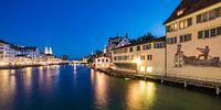 Vieille ville avec Limmatquai et Schipfe à Zurich la nuit par Werner Dieterich Aperçu
