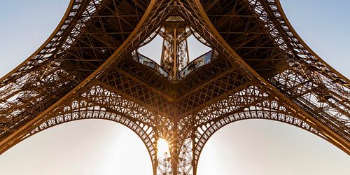 Eiffel Tower in Paris at sunset by Werner Dieterich