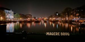 Amsterdam - Uitzicht vanaf de Magere Brug van Sabine Wagner