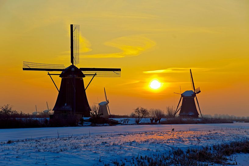 Lever de soleil à Kinderdijk en hiver par Anton de Zeeuw