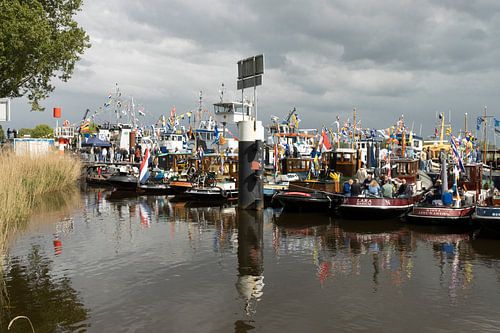 Solidarité sur le quai